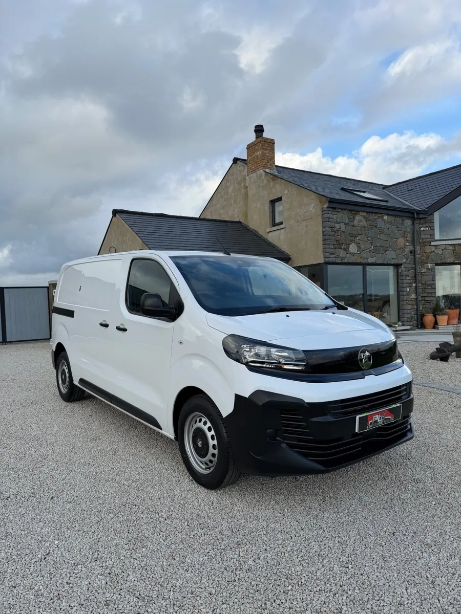 2025 Vauxhall Vivaro F2900 PRIME - Image 1