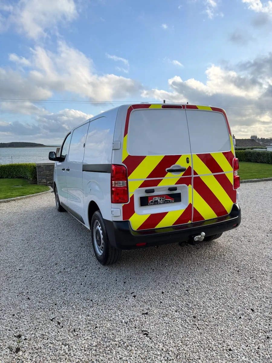 2025 Vauxhall Vivaro F2900 PRIME - Image 4