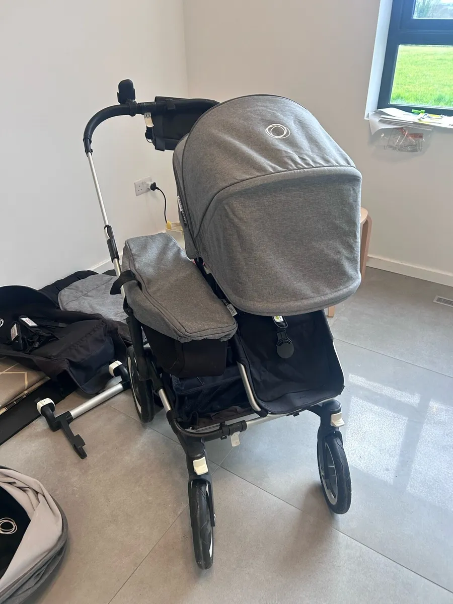 Stunning bugaboo donkey duo pram - Image 2