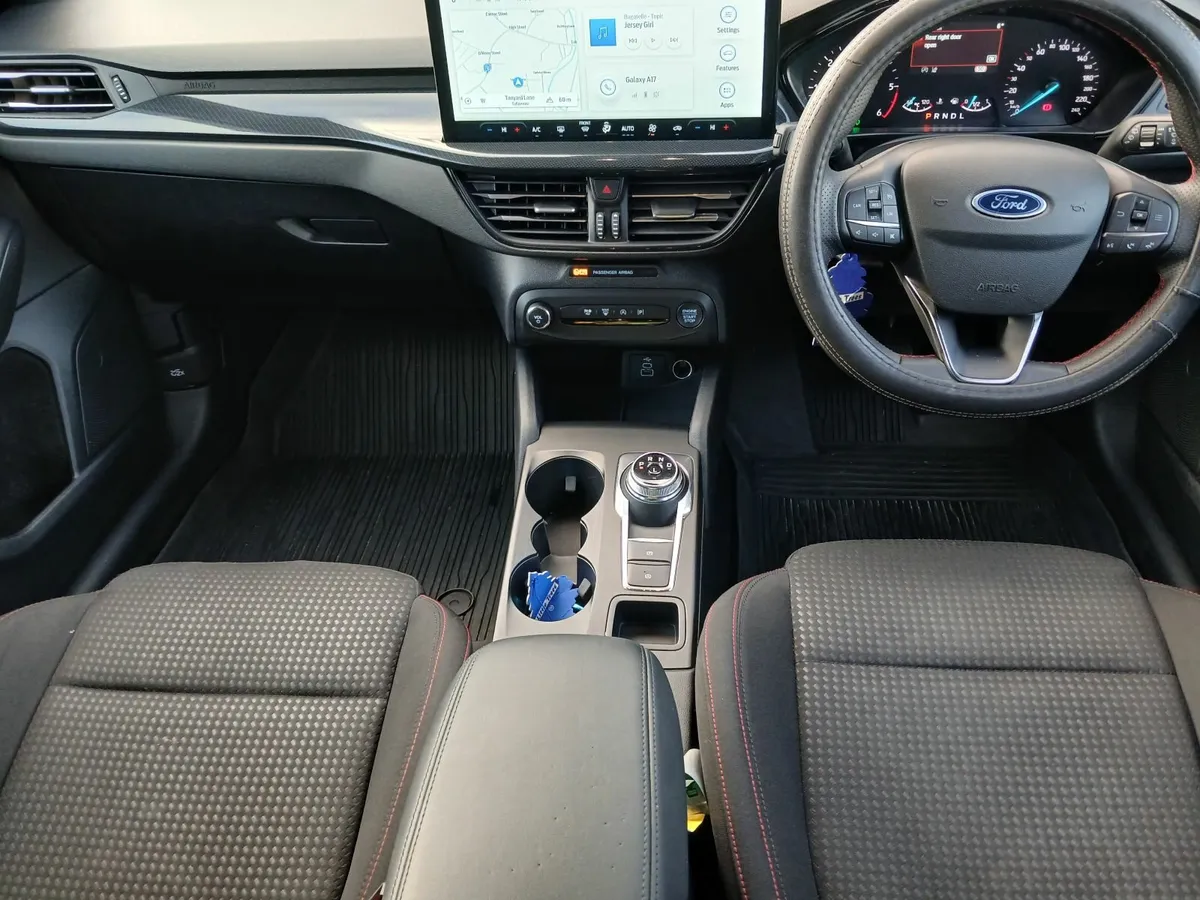 Ford focus - Image 2