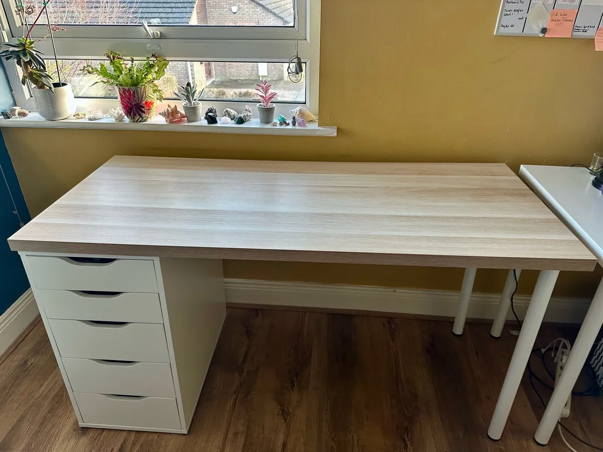 NEW Desk (assembled, like NEW) - Image 1