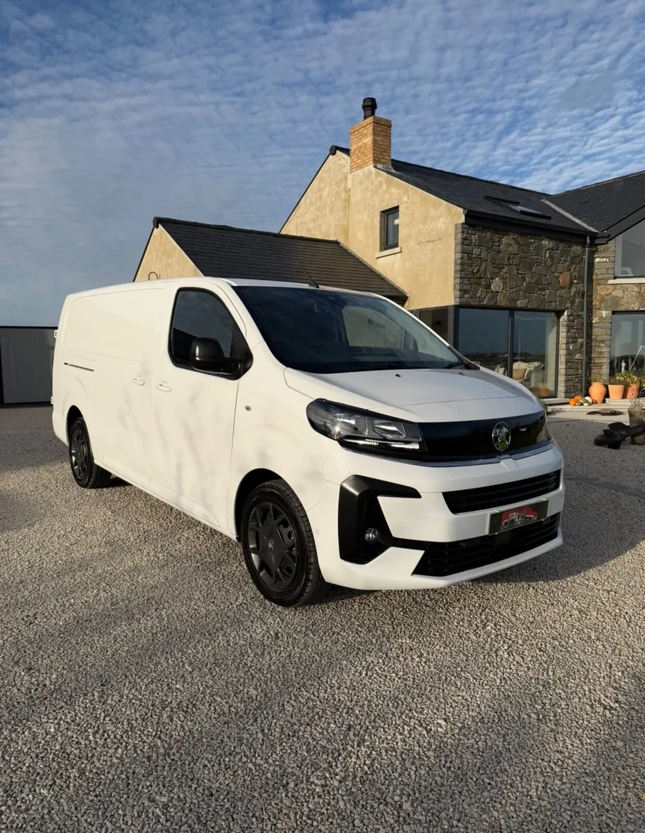 2025 Vauxhall Vivaro F3100 PRO 2.0L - Image 4