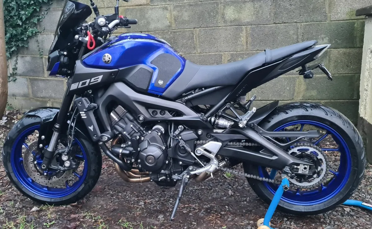 Yamaha mt09 - Image 3