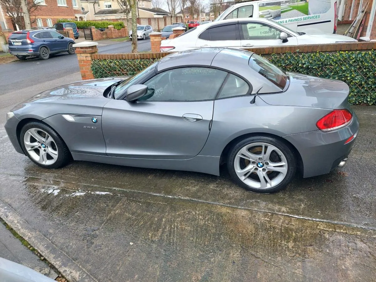 2013 BMW Z4 (E89) sDrive 20i hard top convertible - Image 3
