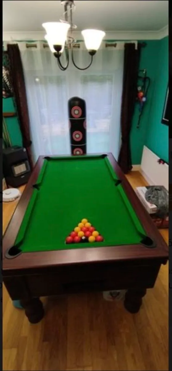 Pool table - Image 2