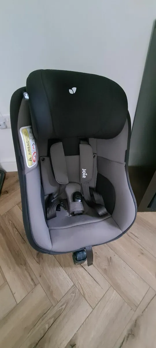Joie 360 isofix Car Seat as New - Image 2