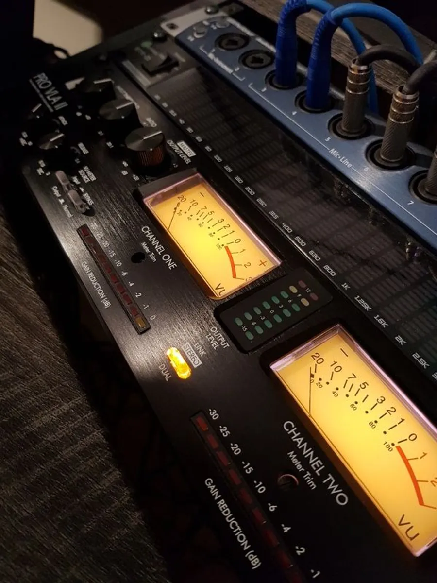 Art Pro Vla Ii - Image 3