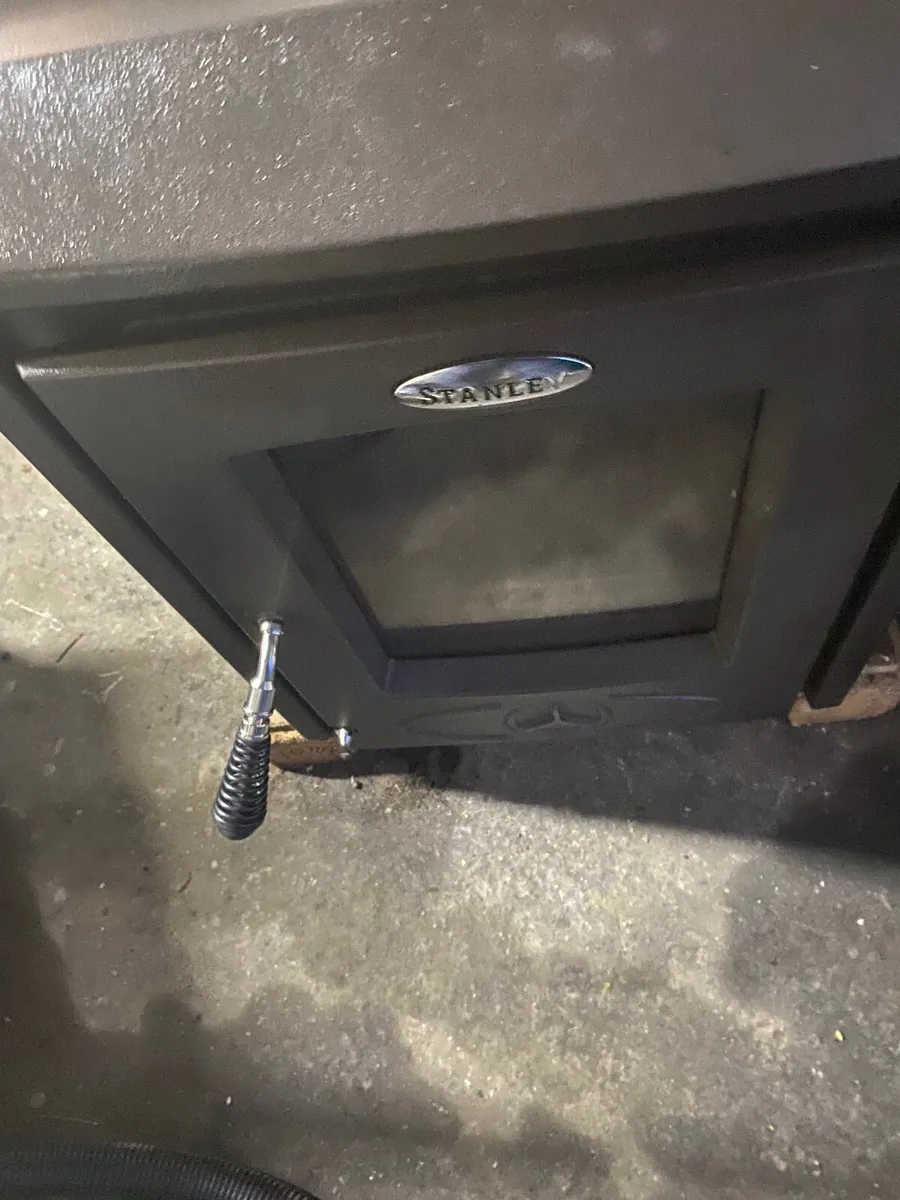 Stanley cara insert boiler stove - Image 2