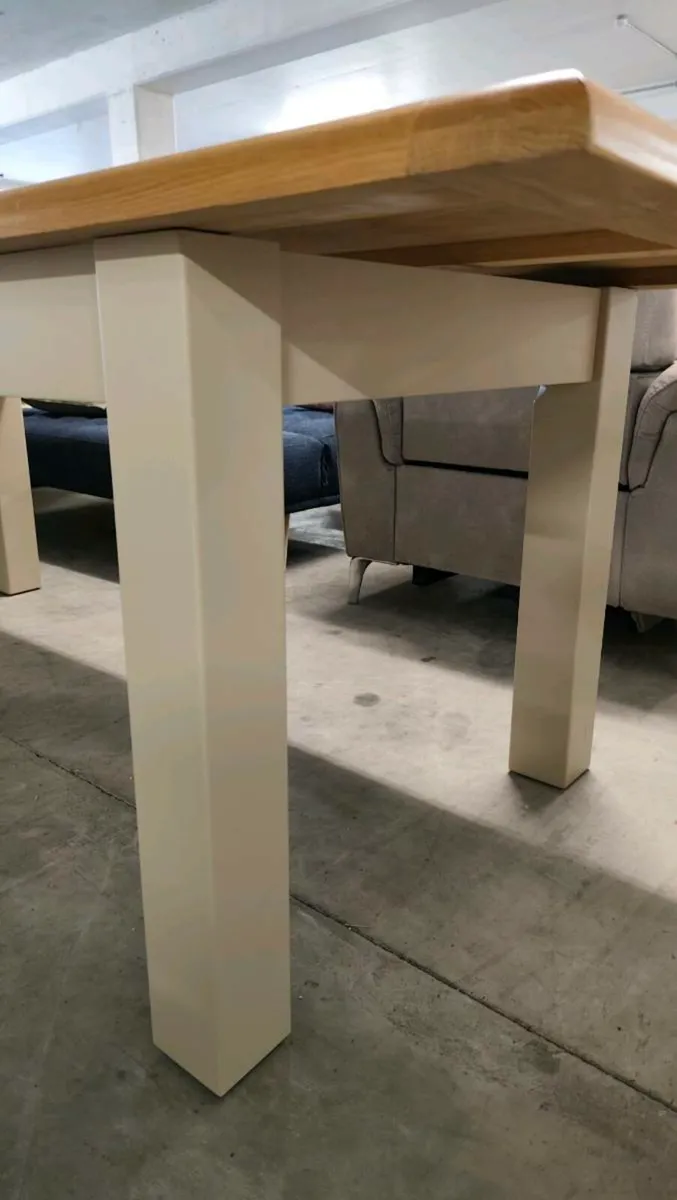 Oak Dining Table Ex Display Like New - Image 3