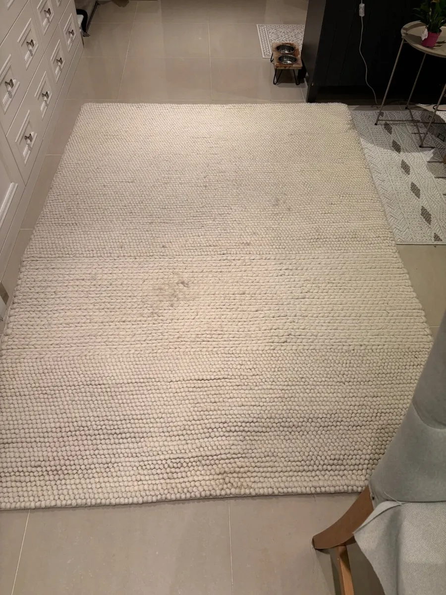Cream Rug - Image 4