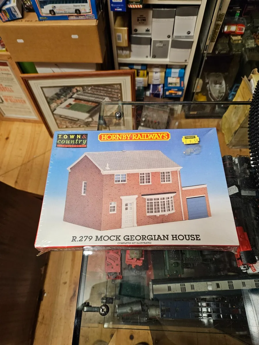 Hornby OO Gauge House