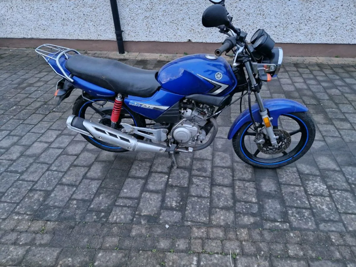 YAMAHA YBR 125 - Image 3