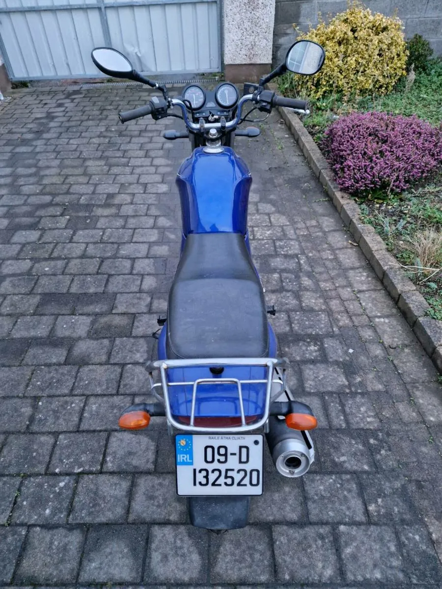 YAMAHA YBR 125 - Image 4