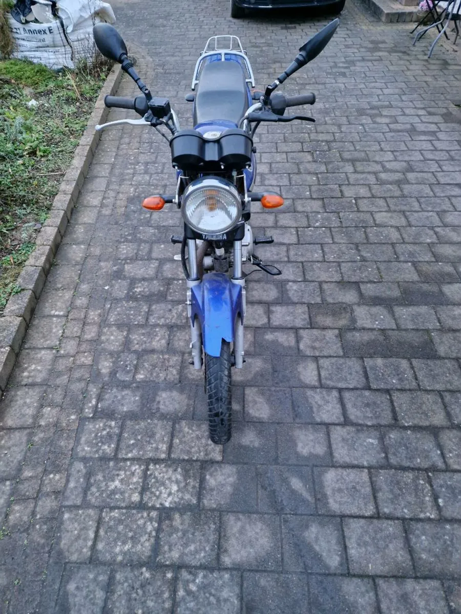 YAMAHA YBR 125 - Image 2