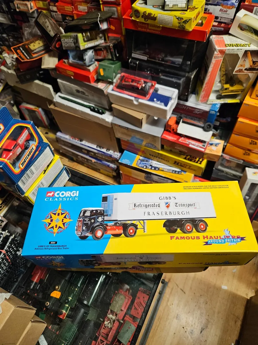 Corgi Atkinson Tractor Unit and Trailer - Image 1