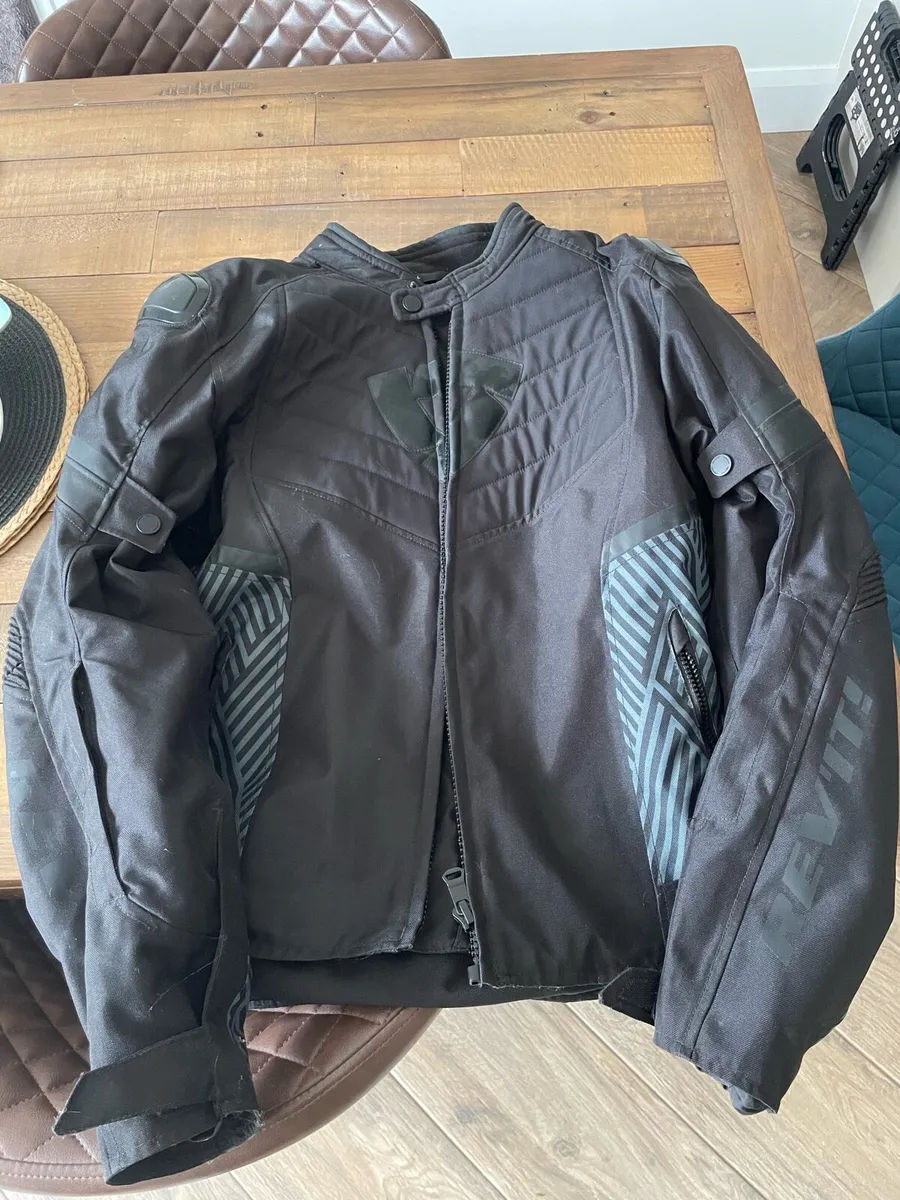 Motorcycle Gloves and Jacket - Image 2