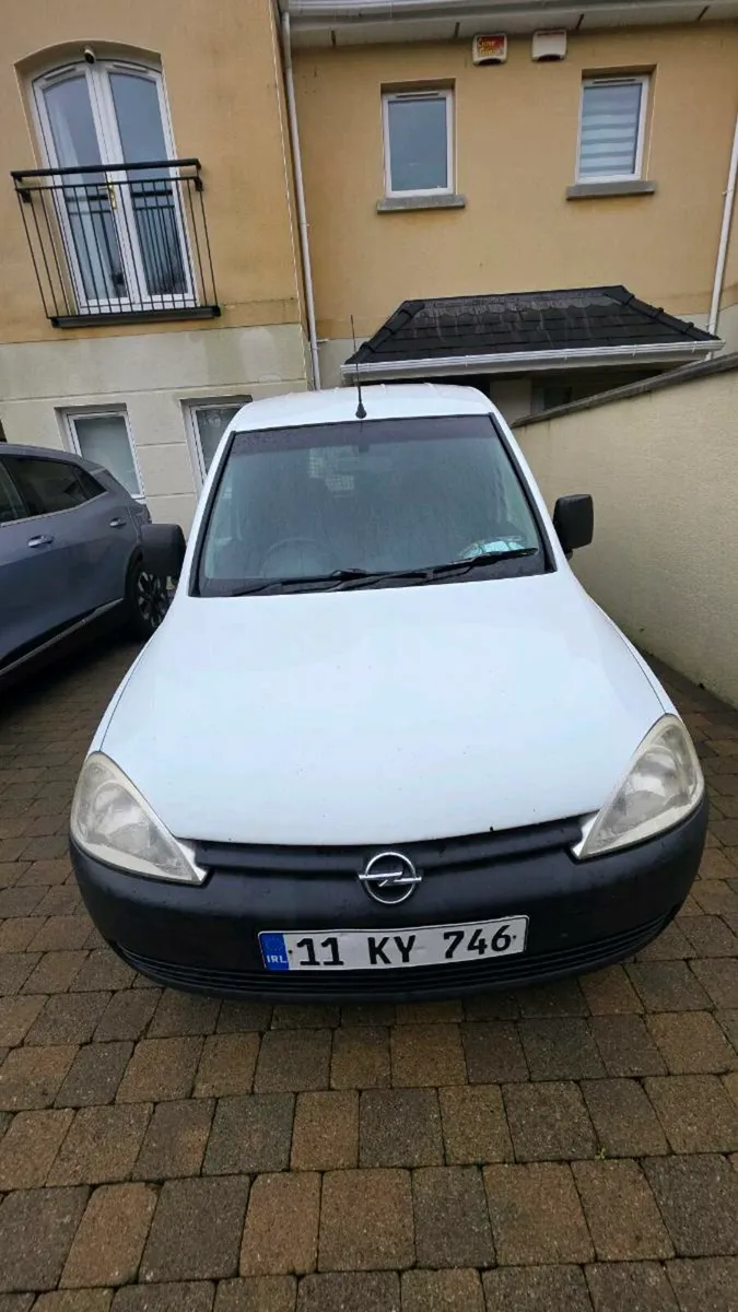 2011 Opel Combo 1.3 CDTI – Reliable Workhorse - Image 2