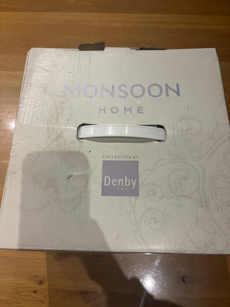 Denby Lucille Gold Dinnerware - Image 4