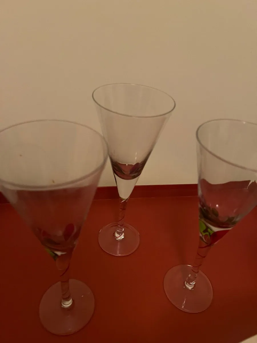 Unused Wine Glasses - Image 3
