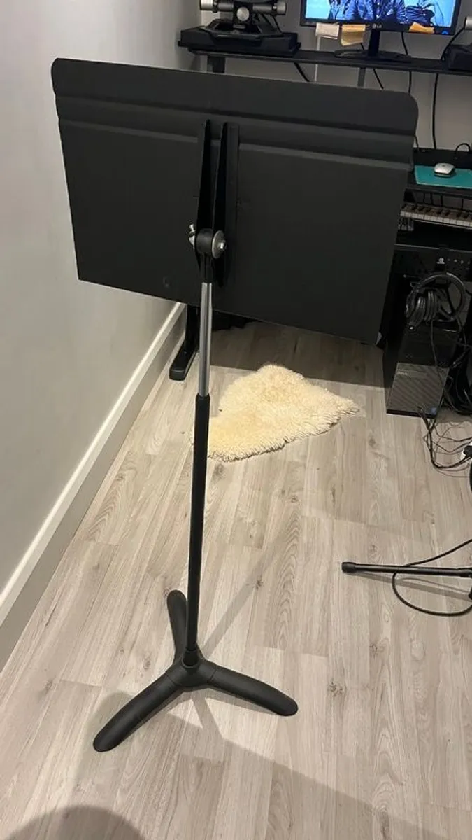 Music Stand - Image 4