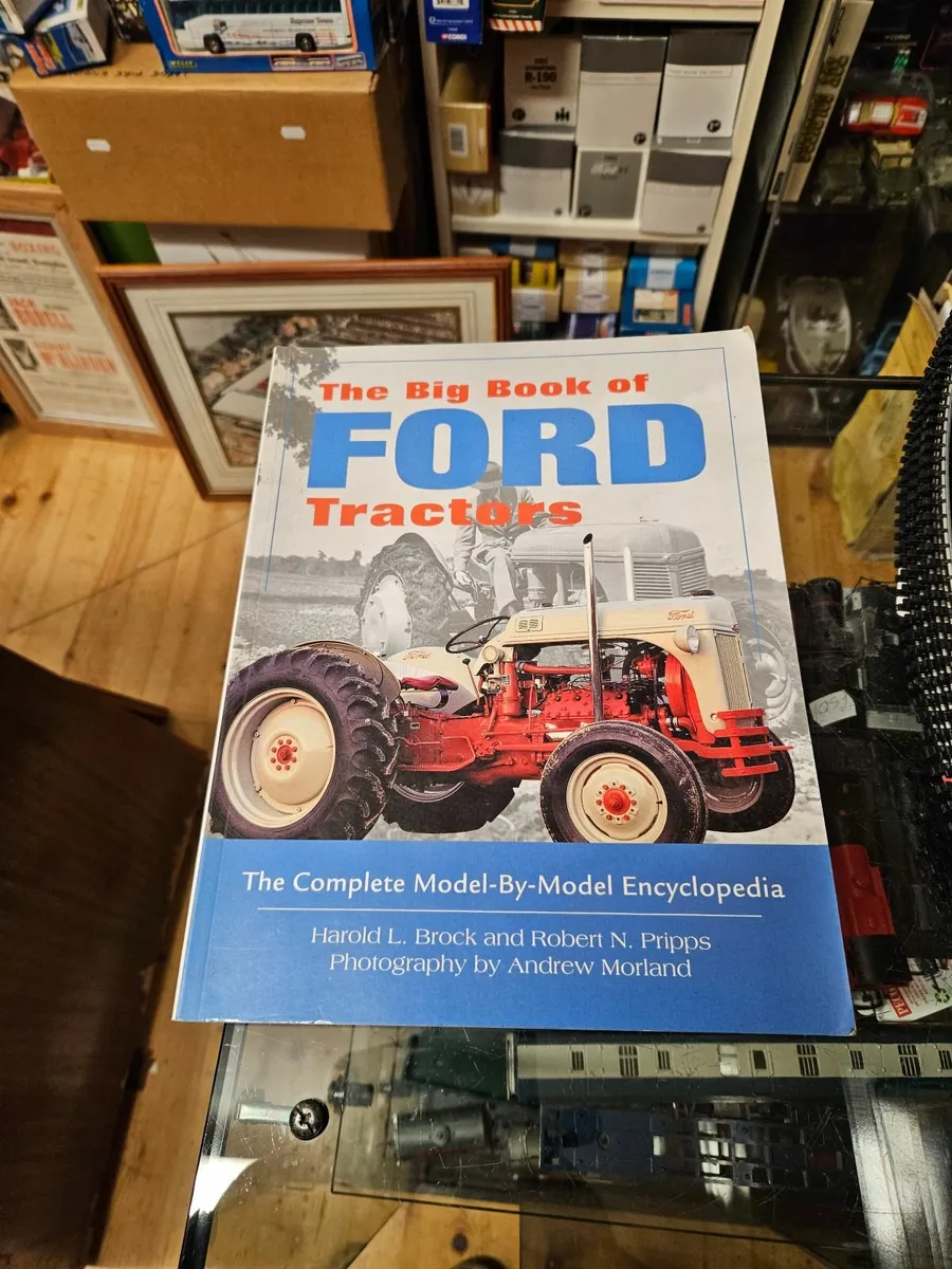 The Big Book of Ford Tractors - Image 1