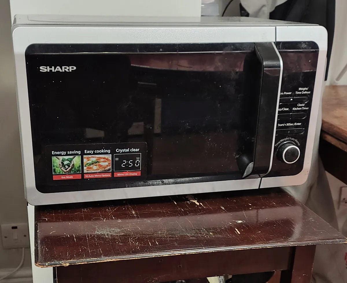 Microwave - Image 1