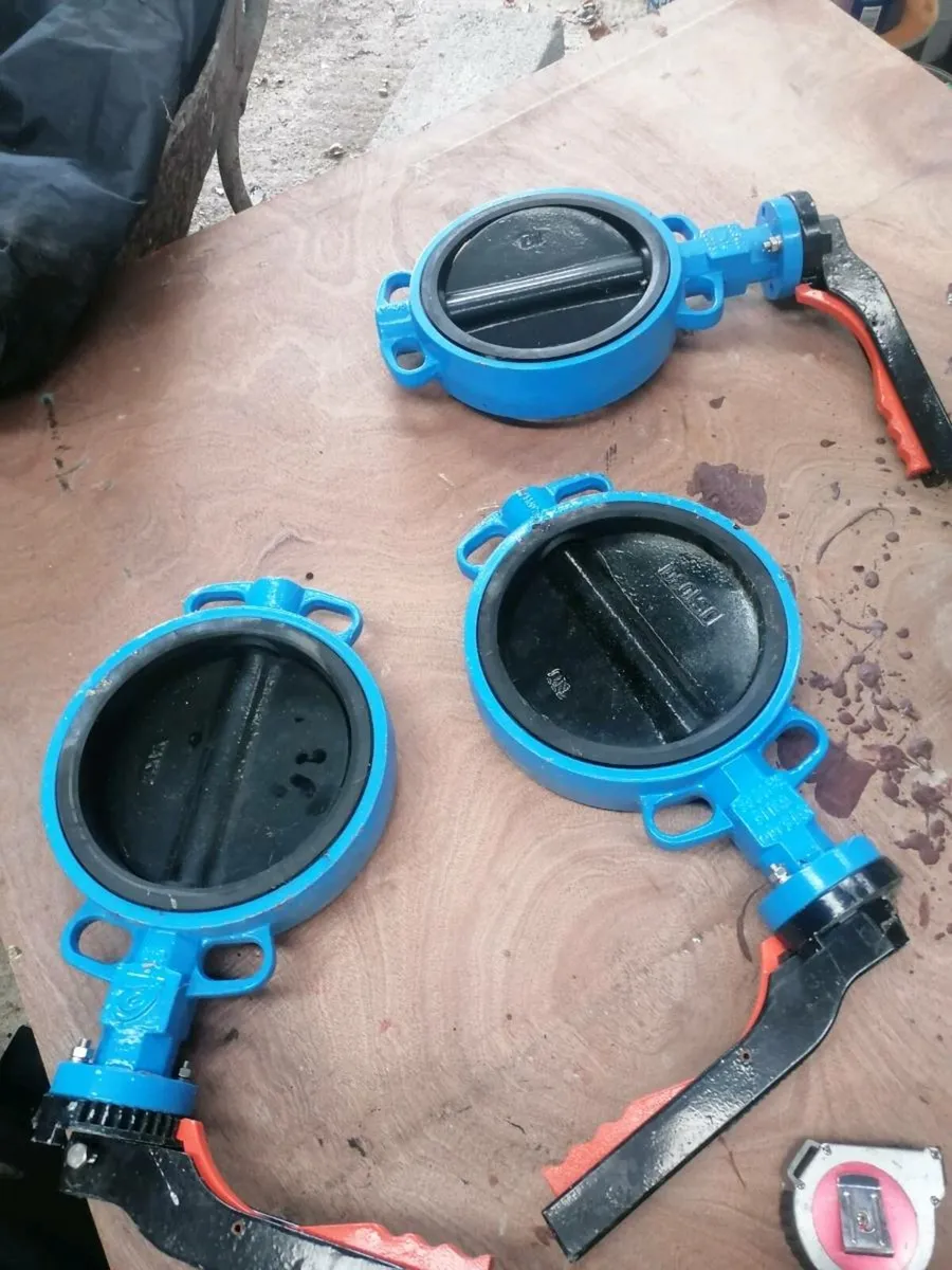 Plumbing fittings - Image 1