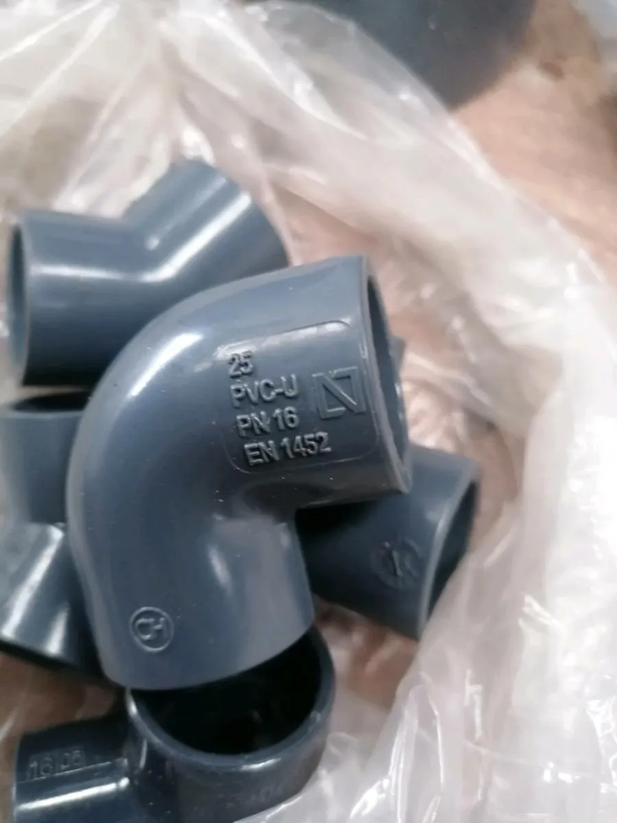 Plumbing fittings - Image 4