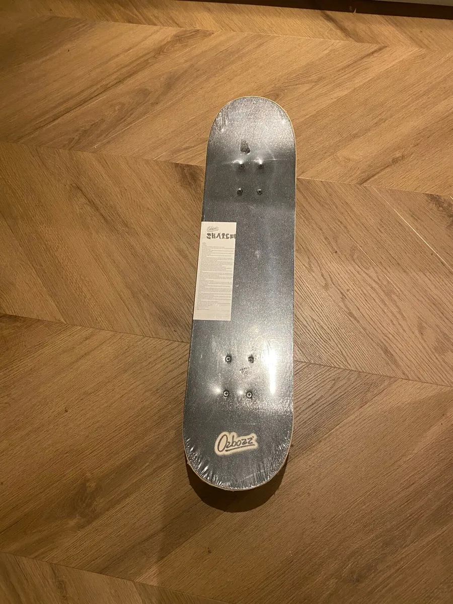 Brand new skateboard - Image 2