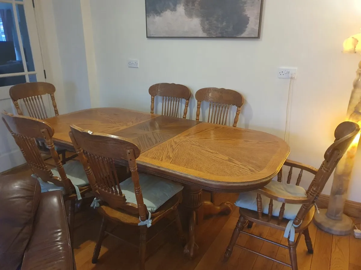 Kitchen table and 6 chairs - Image 1