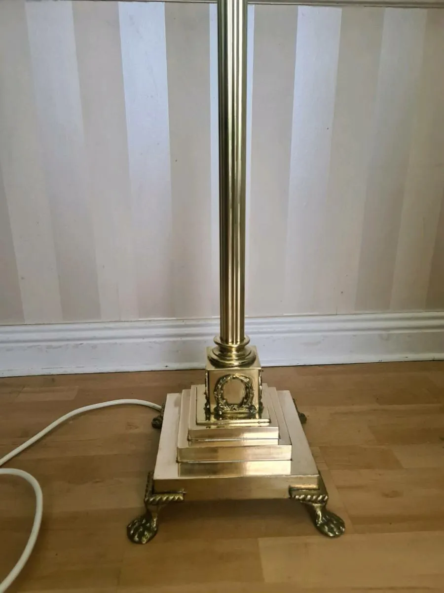 Vintage brass Corinthian standard lamp SHIPPING AV - Image 3