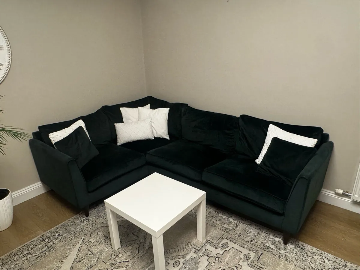 Green Velvet Corner Sofa – 250 x 170 cm - Image 1