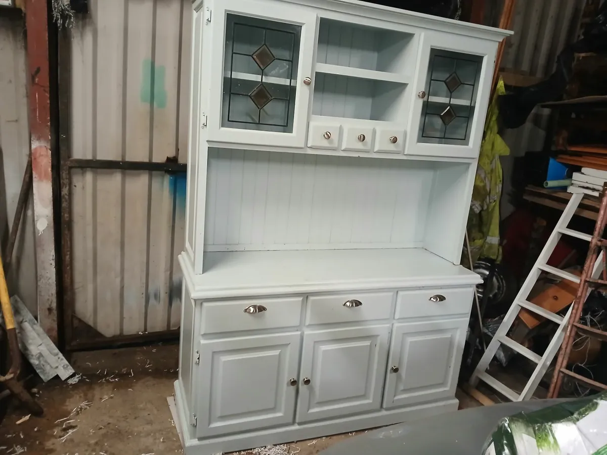 Kitchen dresser - Image 1