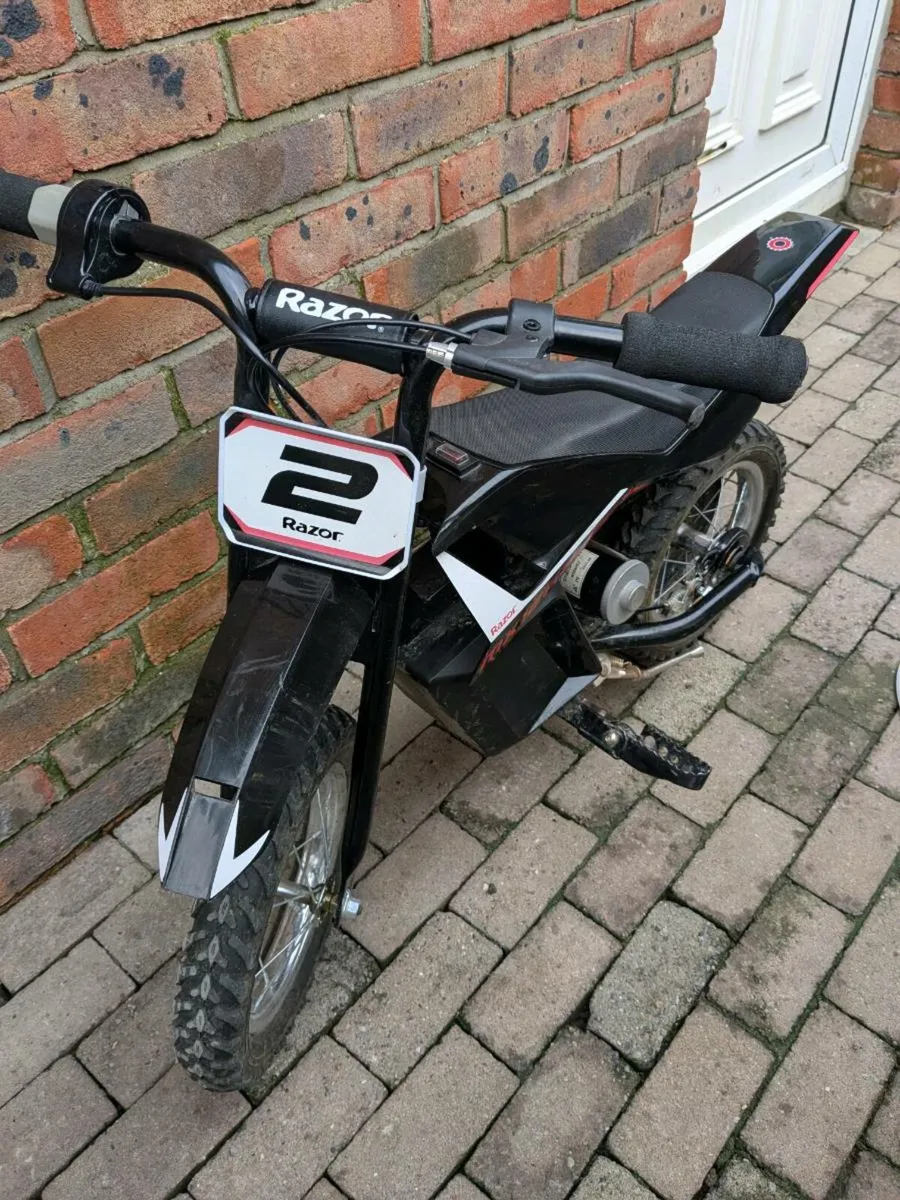 Kids razor electric dirtbike - Image 2