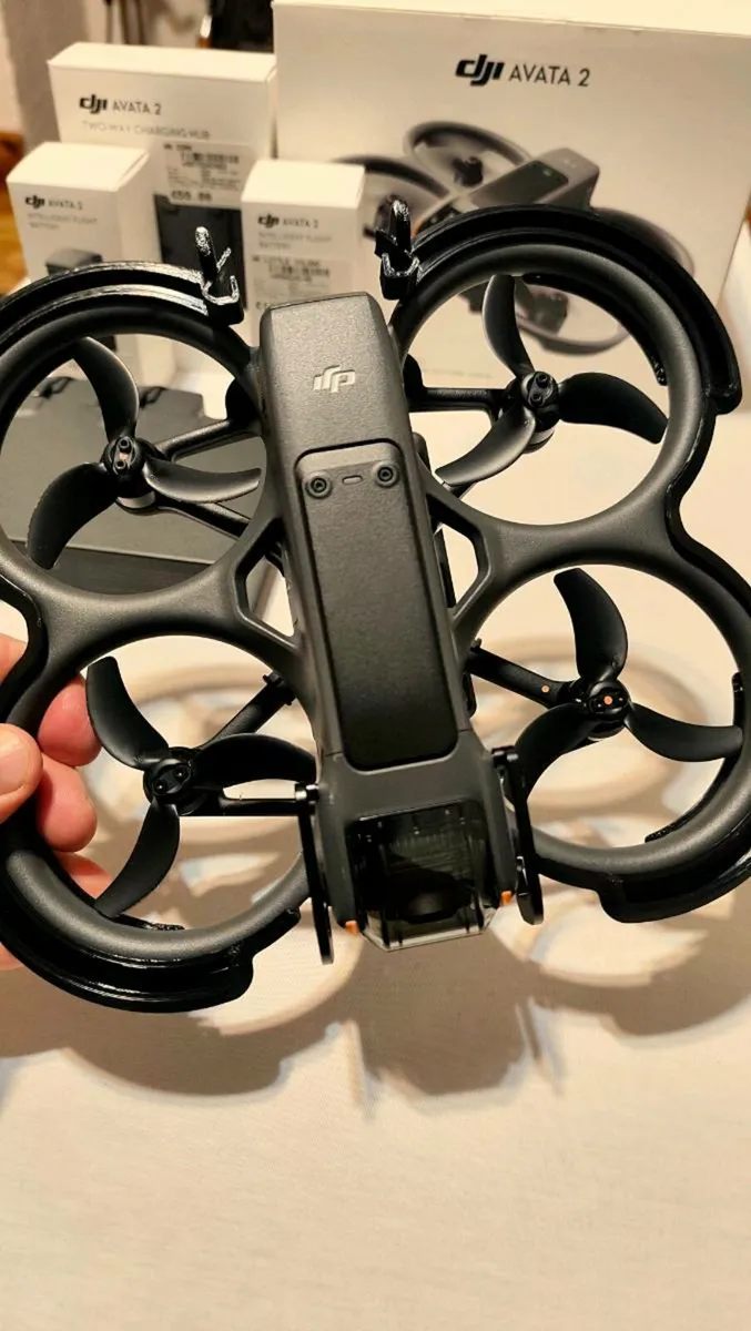 Dji avata 2 + battery's+ hub + etc - Image 2