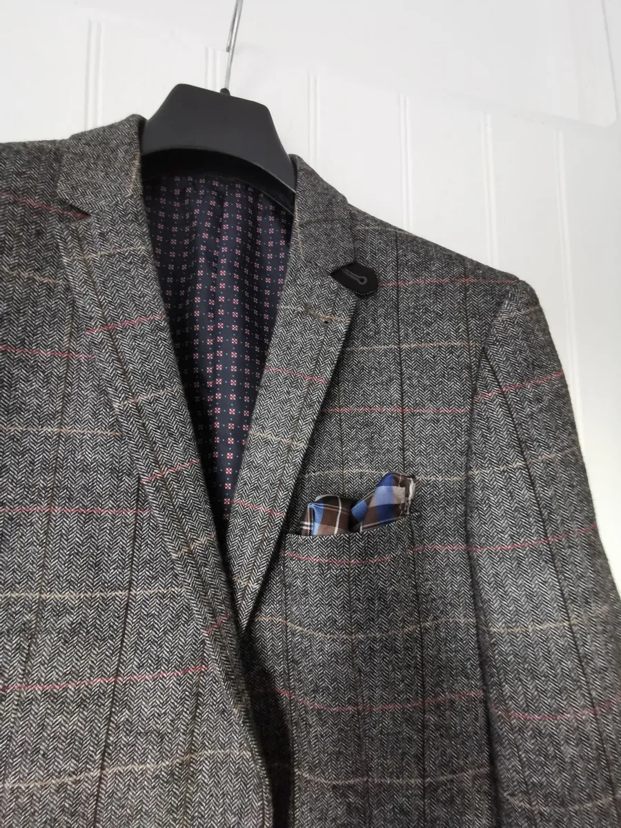 Tweed Man's Jacket - Image 3
