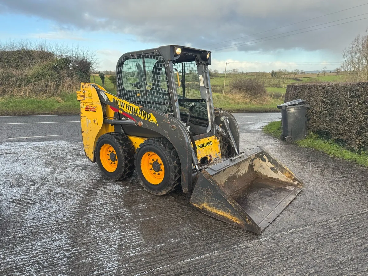 New Holland L215 Skid steer - Image 1