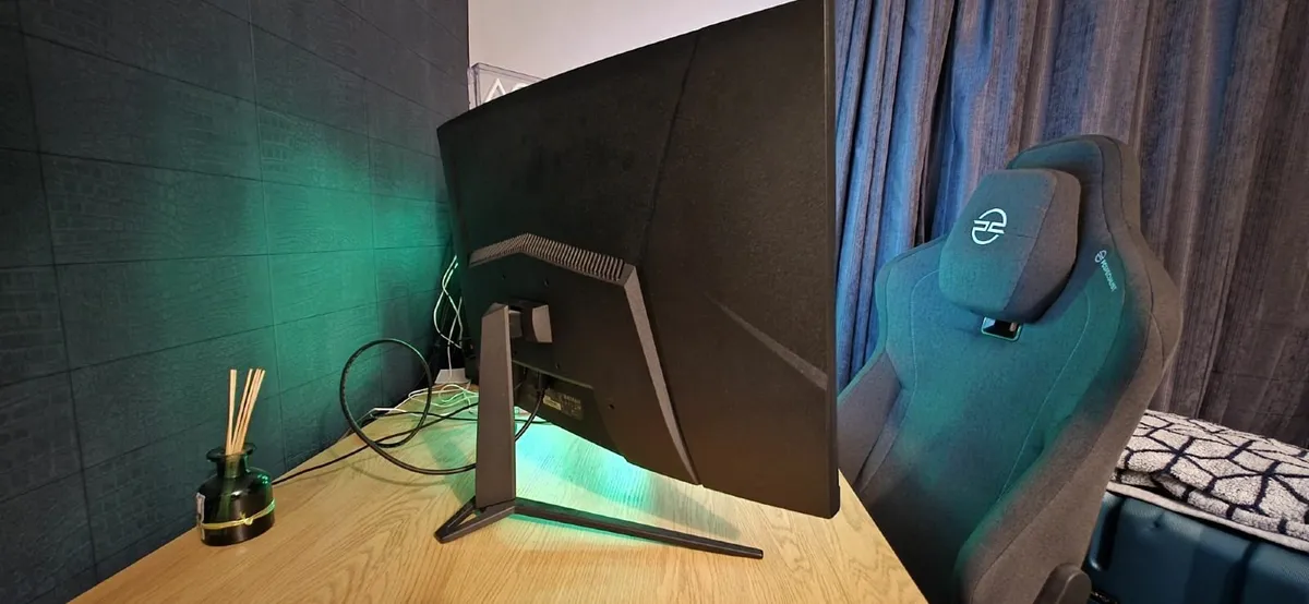 MSI G32CQ4 E2 31.5 Inch WQHD Curved Gaming - Image 3