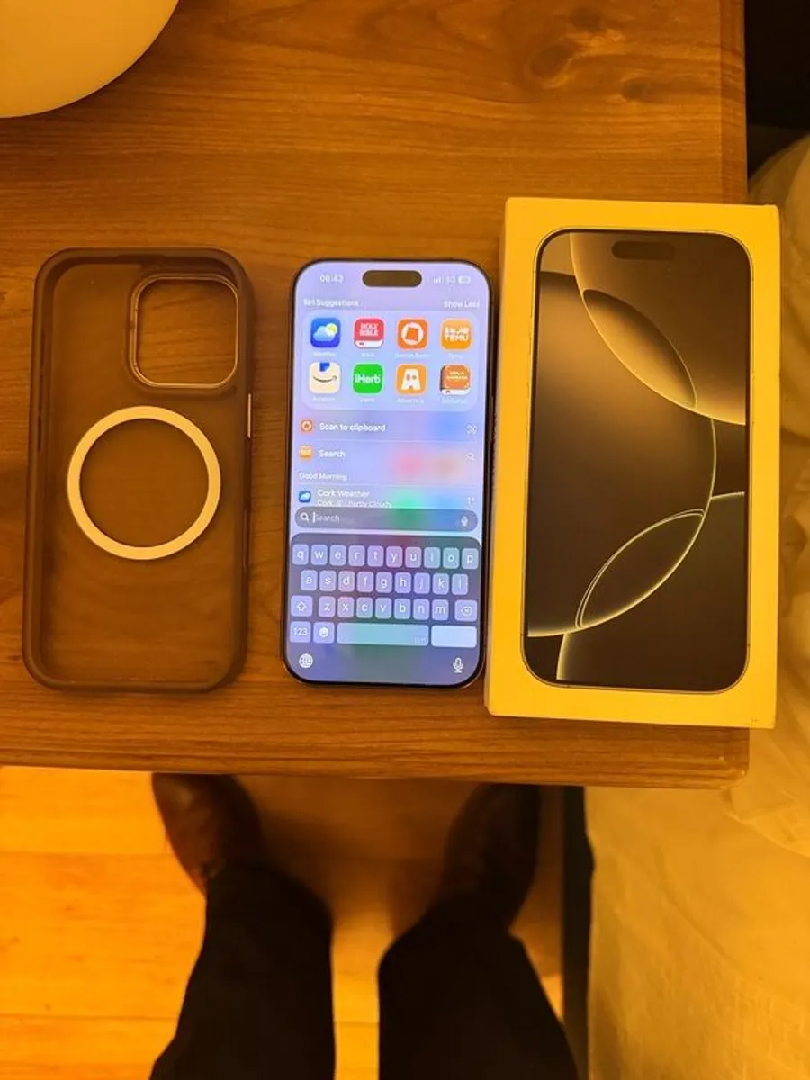 Iphone 16 Pro - Image 1