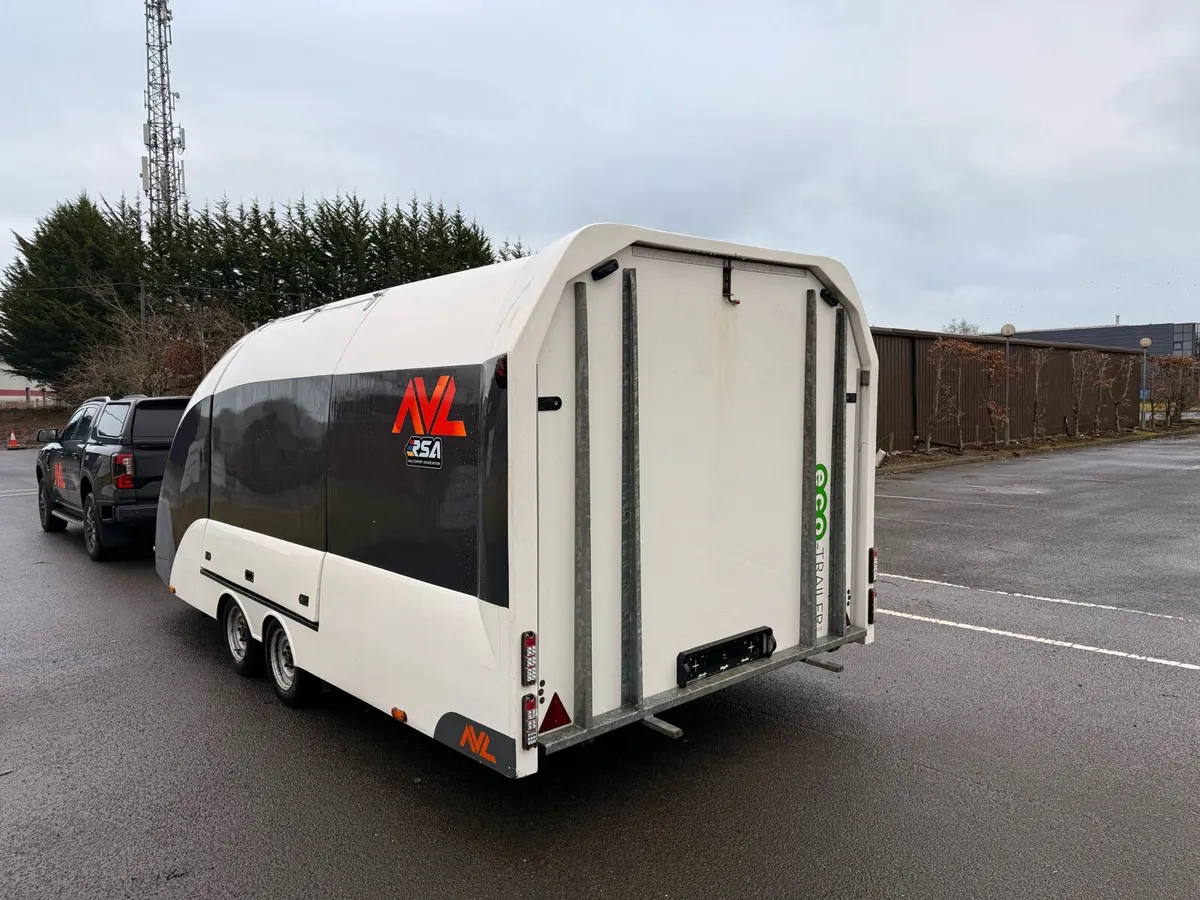 Race Shuttle For Sale - Image 2