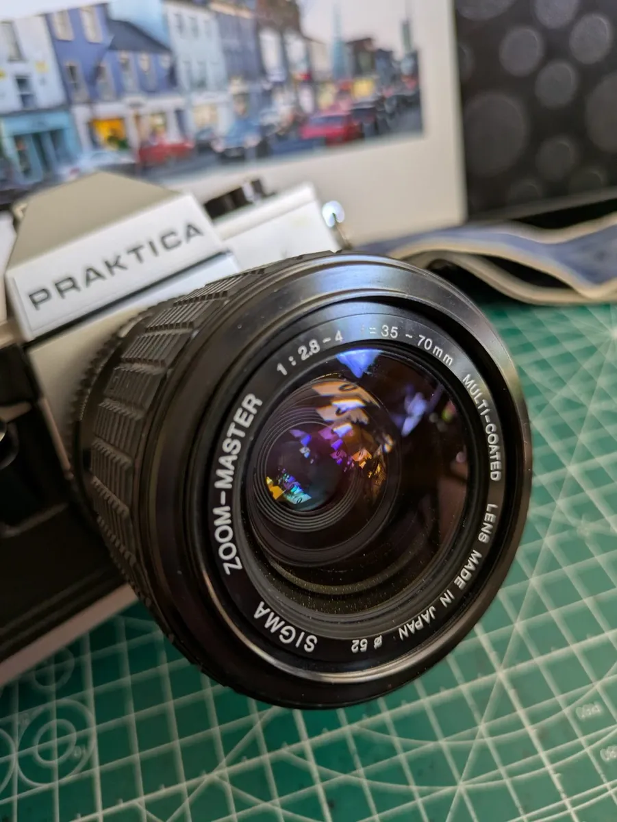 🎞️ Praktica SLR camera + Sigma Zoom - Image 2