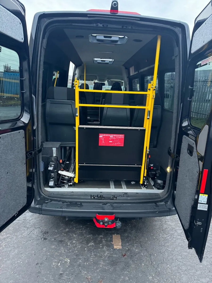 192 Wheel Chair access Mann 15 seater minibus - Image 2