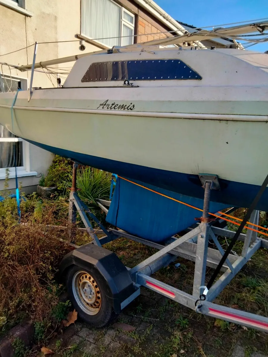 Hunter 19 Europa yacht - Image 4