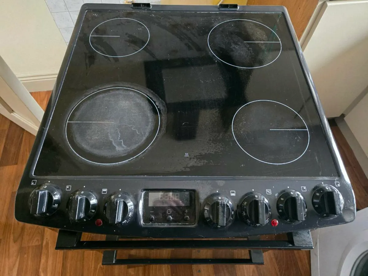 Zanussi cooker - Image 2