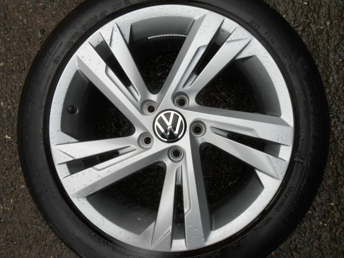 17' VW GOLF R CADDY VAN ALLOY WHEELS & TYRES - Image 1