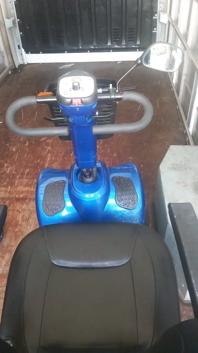 Scooter - Image 3