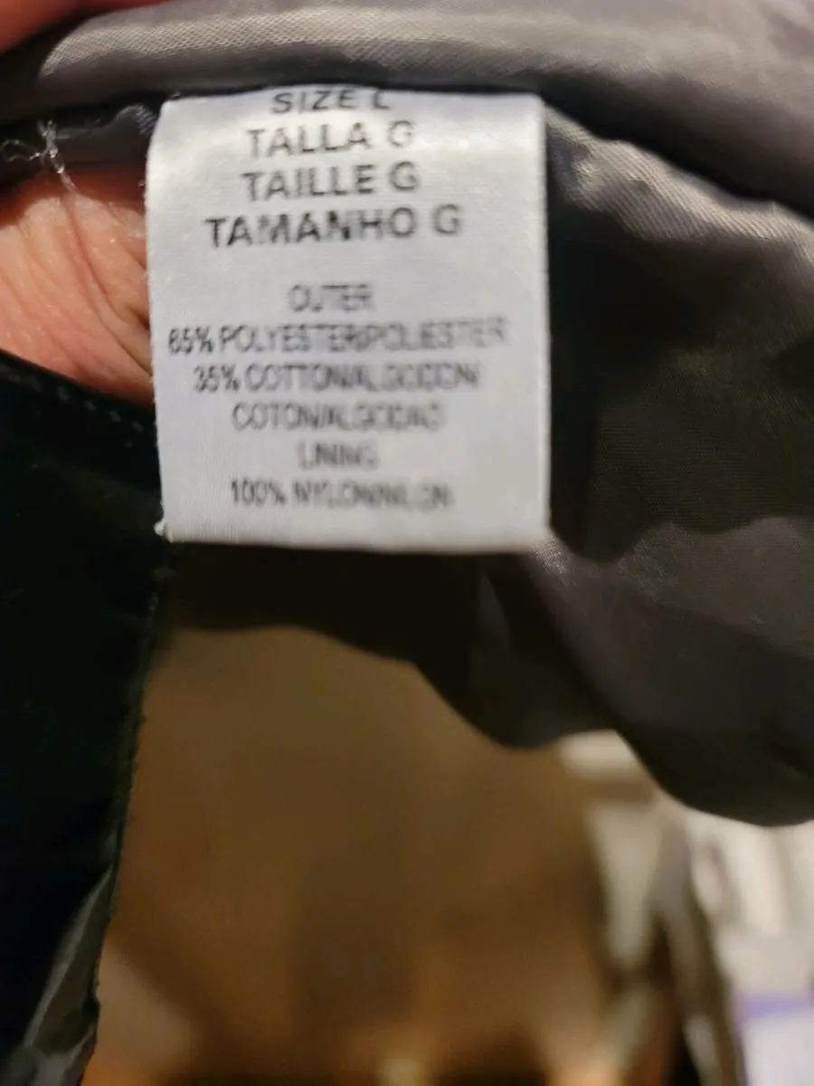 Mens Vest, Size L - Image 2