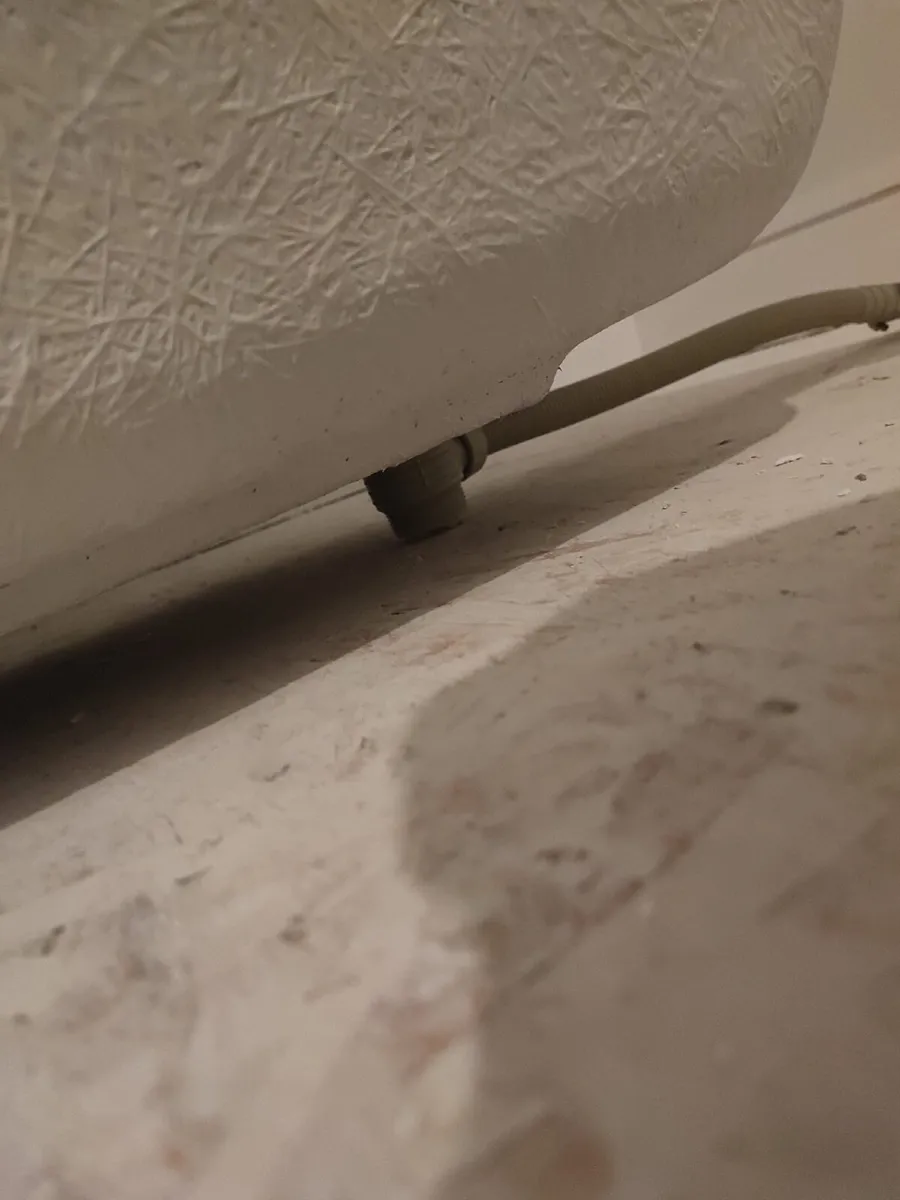 Bathtub with tab - Image 4