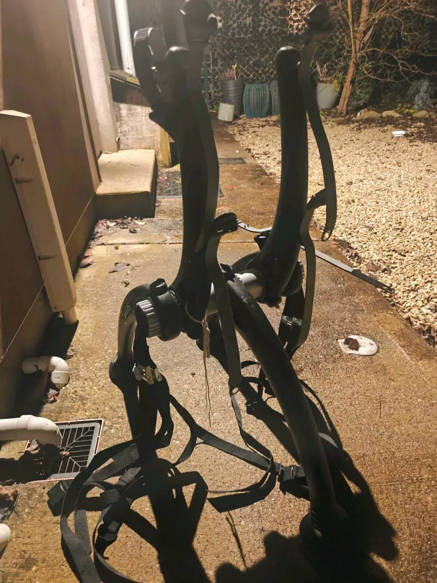 Saris Bones Black 2-Bike Bike Rack - Image 3
