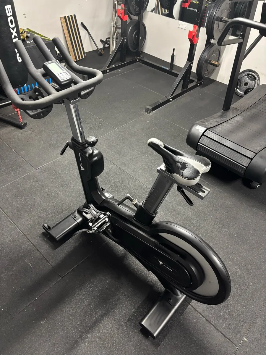 HIIT Fitness bike - Image 1